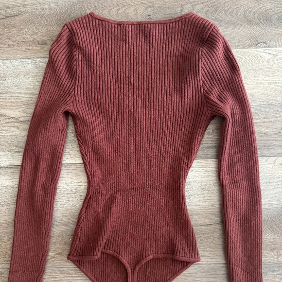 Abercrombie Long-Sleeve Sweetheart Sweater Bodysuit size small brown - Picture 5 of 5